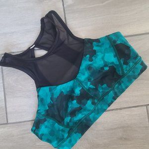 Lululemon black and green sports bra